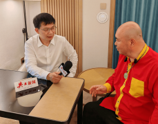 静夜问道鹤山畔 一片丹心照乾坤——共工新闻社专访爱国志士陈军